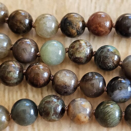 Serpentin (marokkanischer Serpentin) -Mala mit Seidenquaste – Bild 11