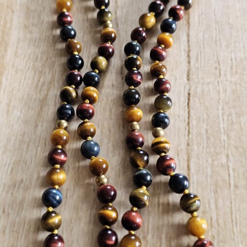 Tigerauge (bunt) -Messing-Mala mit Falkenauge-Anhänger (Freiform) – Bild 11