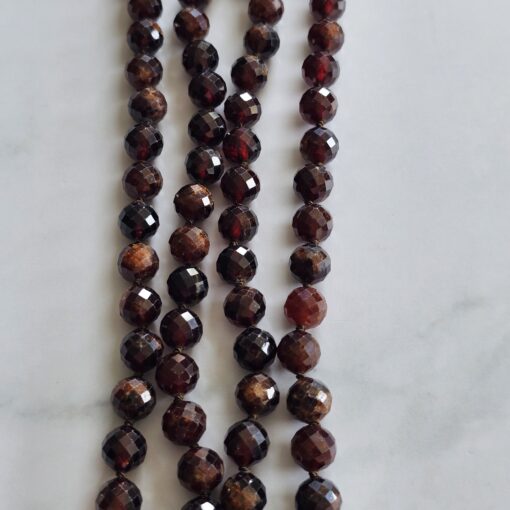 Granat (Malaya-Granat, facettiert) -Mala mit Eklogit-Donut und Armband – Bild 11