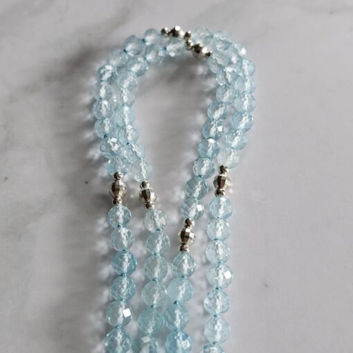 Topas (blau und facettiert) -Mala mit blauem Topas-Anhänger (Freiform) und Armband – Bild 12