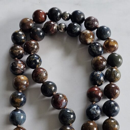 Pietersit-Mala (2) mit rundem, bläulichem Pietersit-Anhänger und Armband – Bild 13