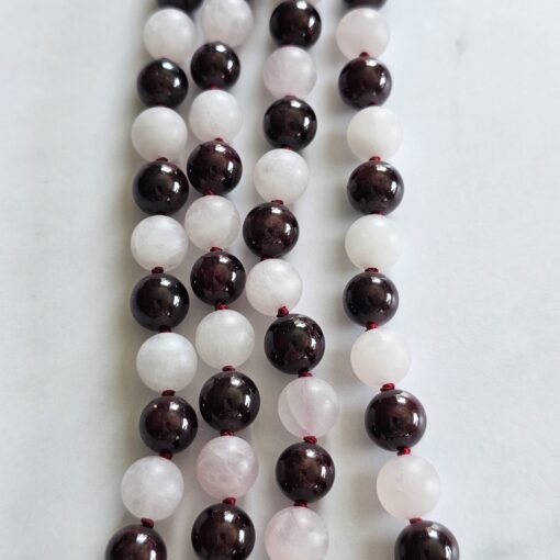 Granat-Rosenquarz (matt) -Mala mit Granat-Anhänger (Freiform) und 2 Armbändern – Bild 12