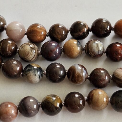 Versteinerte Holz-Mala (2) mit kleinerem, versteinertem Holz-Anhänger (Freiform) und Armband – Bild 14