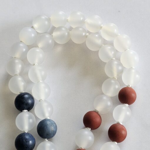 Achat (weiß) -Dumortierit-Jaspis (rot) -Mala (matt) mit Edelstahlanhänger und Armband – Bild 14