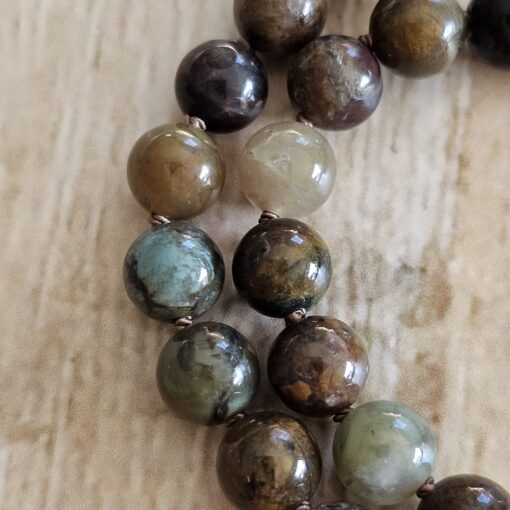 Serpentin (marokkanischer Serpentin) -Mala mit Seidenquaste – Bild 14