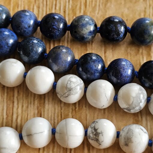 Dumortierit-Magnesit-Mala (1) mit Dumortierit-Donut und Armband – Bild 14