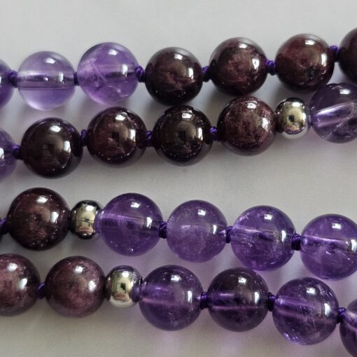 Amethyst-Granat-Mala mit Amethyst-Anhänger (Freiform): – Bild 14