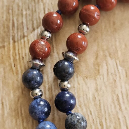 Dumortierit-Jaspis (rot) -Mala (1) mit Dumortierit-Donut – Bild 15