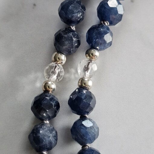 Saphir (blau und facettiert) -Bergkristall (facettiert) -Mala (1) mit 925  Silberquaste – Bild 15