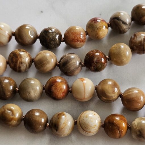 Versteinerte Holz-Mala (1) mit versteinertem Holz-Anhänger (Tropfen) und Armband – Bild 16