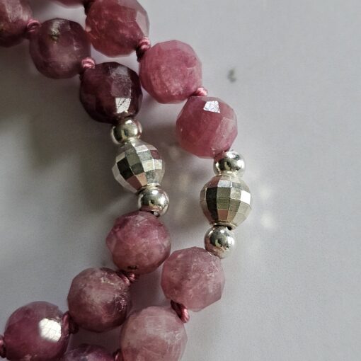 Turmalin (rosa und facettiert) -Mala mit  925 Silberanhänger (Lotusblatt) – Bild 16
