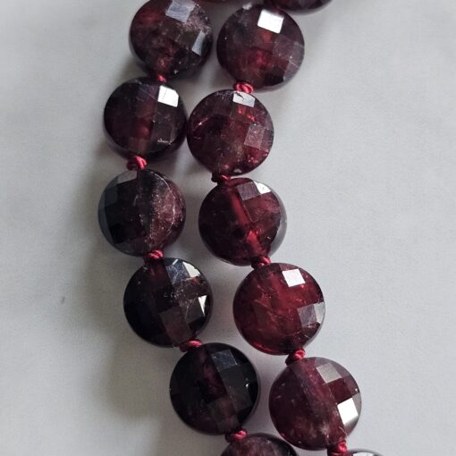 Granat (facettiert) -Mala mit Quaste aus 925 Silber – Bild 17