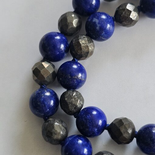 Lapislazuli-Pyrit (facettiert) -Mala mit Seidenquaste – Bild 16