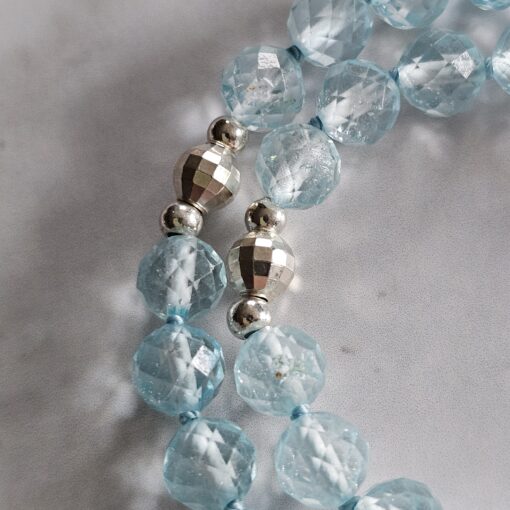 Topas (blau und facettiert) -Mala mit blauem Topas-Anhänger (Freiform) und Armband – Bild 17