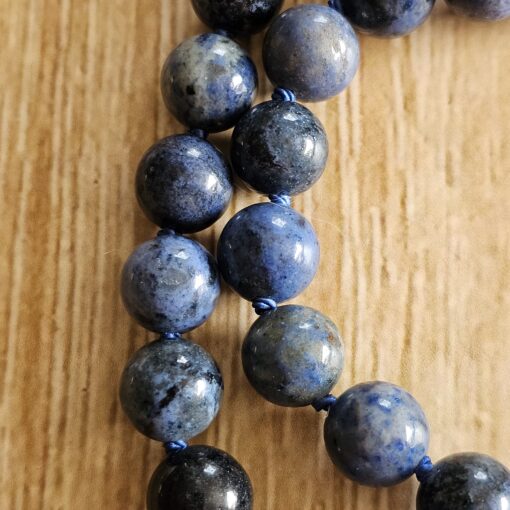 Dumortierit-Magnesit-Mala (1) mit Dumortierit-Donut und Armband – Bild 17