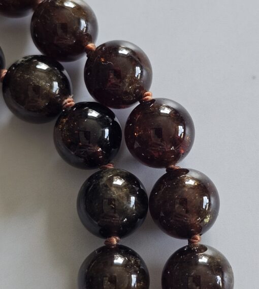 Andradit (Granat) -Mala mit Edelstahlanhänger (Dorje) und Armband – Bild 18