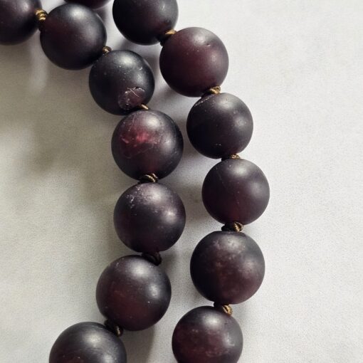 Granat (matt) -Mala mit Granat-Anhänger (Freiform) und Armband – Bild 18