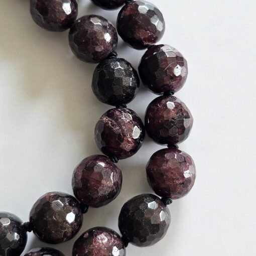 Granat (facettiert) -Turmalin (schwarz und facettiert) -Mala mit schwarzem Turmalin-Anhänger (Feenstein, Hexagon) – Bild 18