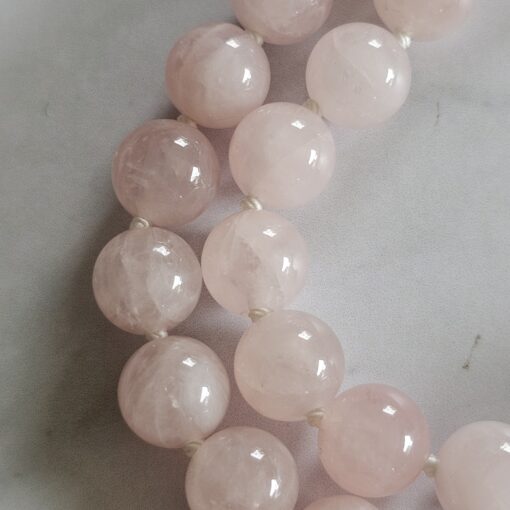 Rosenquarz-Bergkristall-Mala mit Rosenquarz-Anhänger (Freiform) und Armband – Bild 19