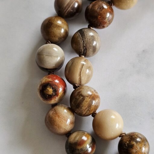 Versteinerte Holz-Mala (1) mit versteinertem Holz-Anhänger (Tropfen) und Armband – Bild 19