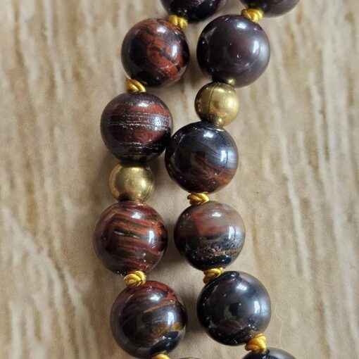 Tigereisen-Messing-Mala (2) mit Tigereisen-Anhänger (Tropfen) und Armband – Bild 19