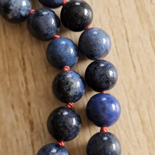 Dumortierit-Jaspis (rot) -Mala (2) mit rotem Jaspis-Anhänger (Freiform) – Bild 19