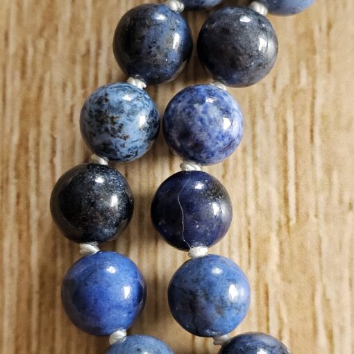 Dumortierit-Magnesit-Mala (2) mit Magnesit-Muschel – Bild 19