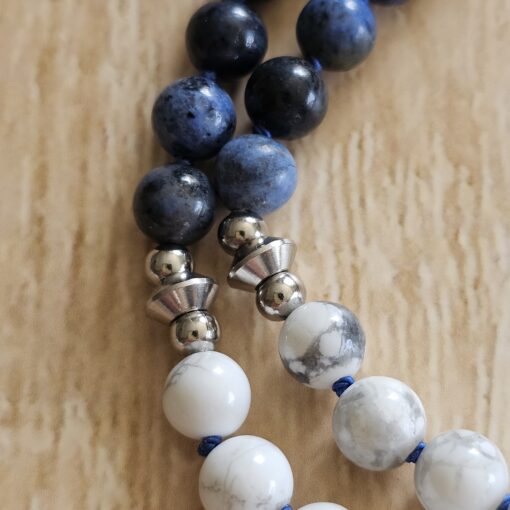 Dumortierit-Magnesit-Mala (1) mit Dumortierit-Anhänger (Tropfen) – Bild 20