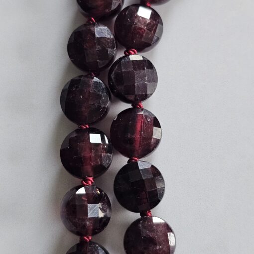 Granat (facettiert) -Mala mit Quaste aus 925 Silber – Bild 20