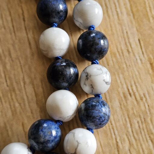 Dumortierit-Magnesit-Mala (1) mit Dumortierit-Donut und Armband – Bild 20
