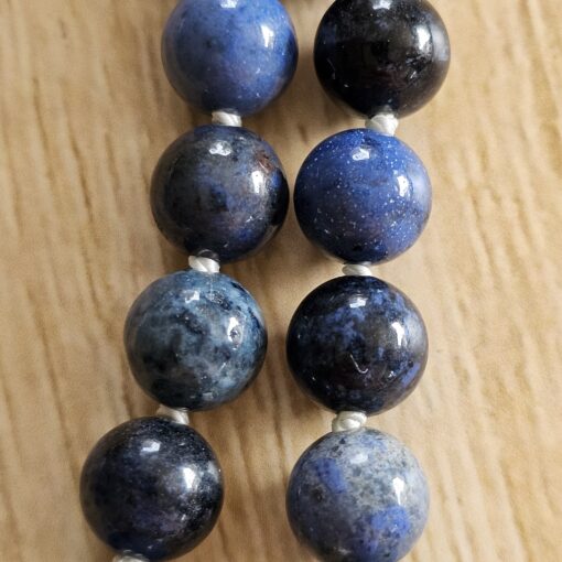 Dumortierit-Magnesit-Mala (2) mit Magnesit-Muschel – Bild 20
