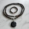Pietersit-Mala (2) mit rundem, bläulichem Pietersit-Anhänger und Armband