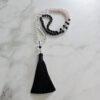 Bergkristall-Rosenquarz-Turmalin (schwarz) -Mala mit Seidenquaste