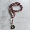 Turmalin (rosa und facettiert) -Mala mit  925 Silberanhänger (Lotusblatt)