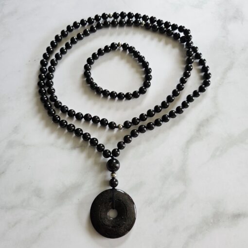 Granat (dunkel) -Mala mit Granat-Donut und Armband