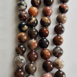 Alternative view of Versteinerte Holz-Mala (3) mit größerem, versteinertem Holz-Anhänger (Freiform) und Armband