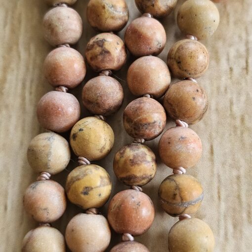 Jaspis (naturfarben und matt) -Mala (2) mit rundem „Outback-Jaspis"-Anhänger – Bild 2
