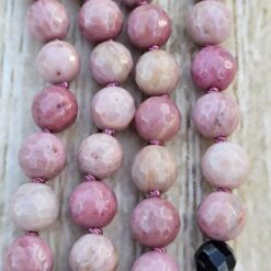 Alternative view of Rhodonit (facettiert) -Turmalin (schwarz, facettiert) -Mala mit Rhodonit-Donut