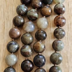 Alternative view of Serpentin (marokkanischer Serpentin) -Mala mit Seidenquaste