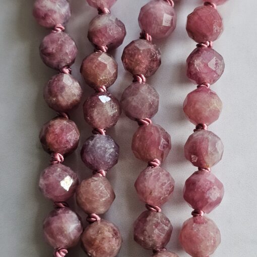Turmalin (rosa und facettiert) -Mala mit  925 Silberanhänger (Lotusblatt) – Bild 2