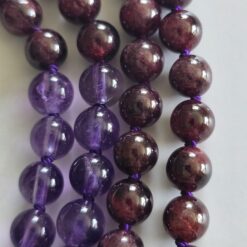 Alternative view of Amethyst-Granat-Mala mit Amethyst-Anhänger (Freiform):