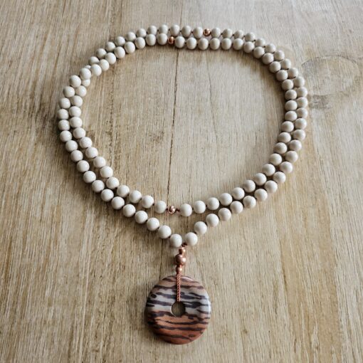 Jaspis („Elfenbein-Jaspis“) -Kupfer-Mala mit Printstone-Donut und Armband – Bild 3