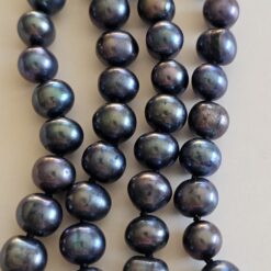 Alternative view of Perlen (schwarze Barock Süßwasserperlen) -Mala mit schwarzem Perlmutt-Anhänger