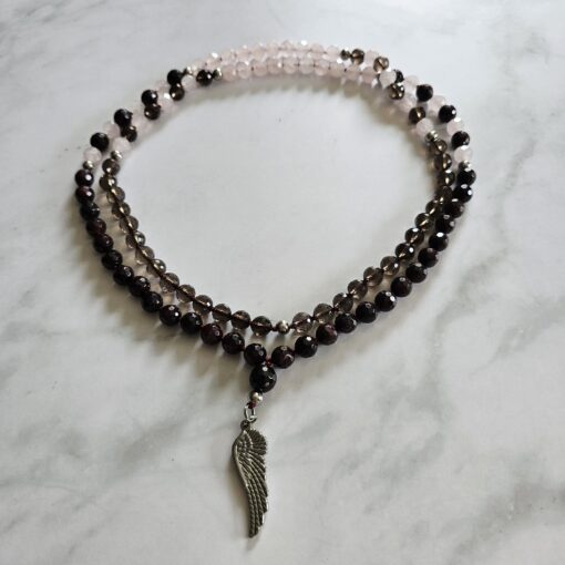 Granat (facettiert) -Rauchquarz (facettiert) -Rosenquarz (facettiert) -Mala (2) mit Edelstahl-Anhänger (Engelsflügel) und Armband – Bild 3