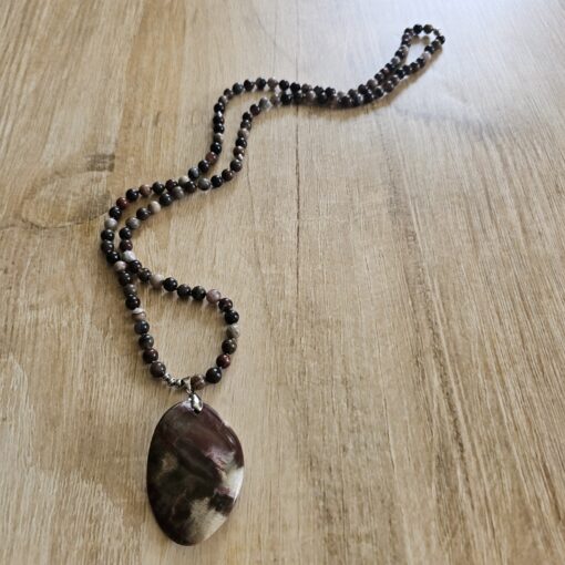 Mala aus versteinertem Holz (1) mit Anhänger aus versteinertem Holz – Bild 4