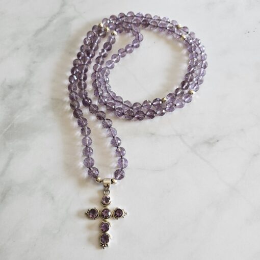 Amethyst (hell und facettiert) -Mala mit Kreuzanhänger aus 925 Silber und Amethyst sowie Armband – Bild 5