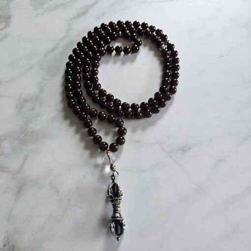 Andradit (Granat) -Mala mit Edelstahlanhänger (Dorje) und Armband – Bild 5