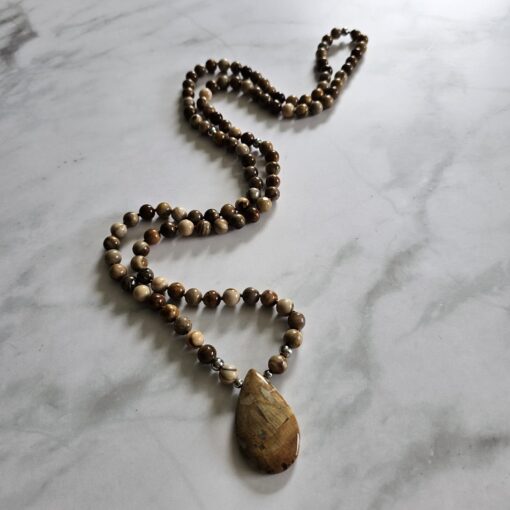 Versteinerte Holz-Mala (1) mit versteinertem Holz-Anhänger (Tropfen) und Armband – Bild 6