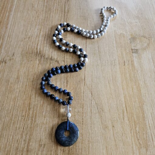 Dumortierit-Magnesit-Mala (1) mit Dumortierit-Donut und Armband – Bild 6