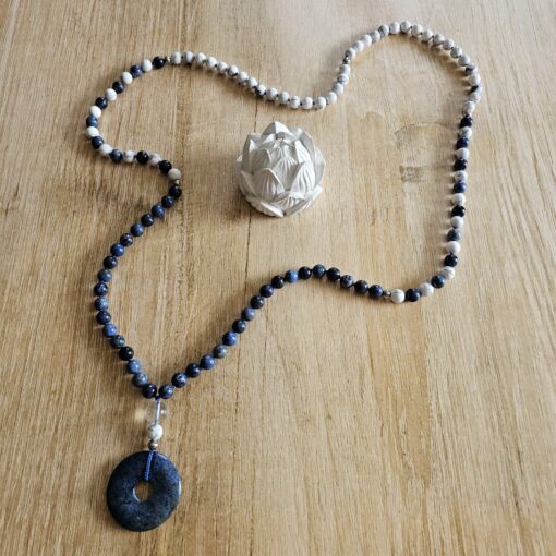 Dumortierit-Magnesit-Mala (1) mit Dumortierit-Donut und Armband – Bild 7
